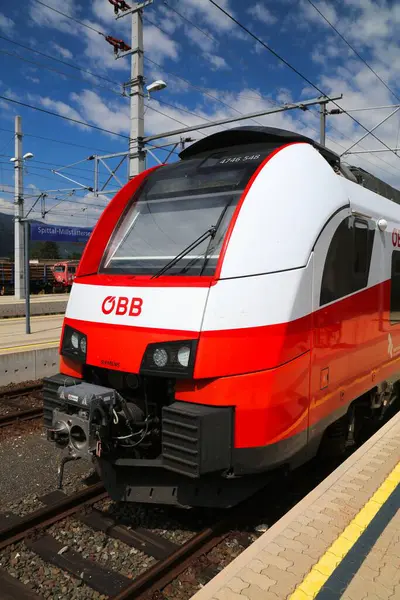 stock image CARINTHIA, AUSTRIA - AUGUST 11, 2022: Siemens Desiro passenger train of Austrian Federal Railways OBB at Spittal an der Drau railway station in Carinthia, Austria.