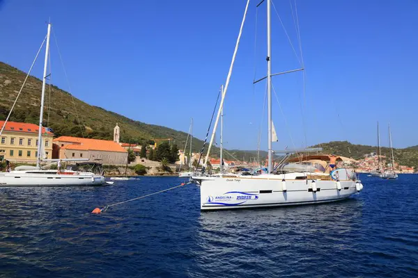 Vis Croatia June 2021 Sailboat Tied Mooring Buoy Harbor Island — Stock Photo, Image