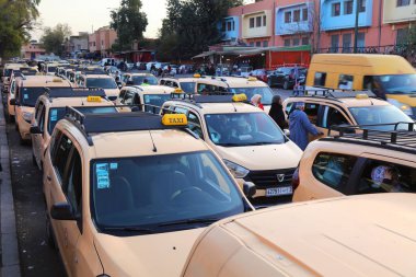 MARRAKESH, FOCCO - 21 Şubat 2022 Marakeş Taksi Hattı.
