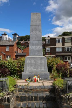 DERRY, İngiltere - 24 Haziran 2024: Kuzey İrlanda 'daki Kanlı Pazar Anıtı (diğer adıyla Londonderry).