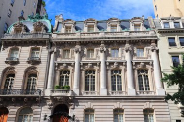 Manhattan 'da New York Şehri Belirli Simgeleri. Oliver Gould Jennings House ve Henry T. Sloane House Yukarı Doğu Yakası 'nda..