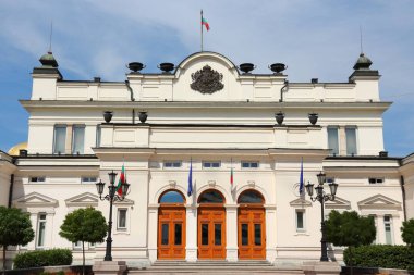 Sofya 'daki Bulgaristan Parlamentosu. Neo-Rönesans mimari biçimi.