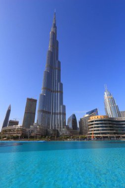 Dubai, BAE - 22 Kasım 2017 Dubai 'deki Burj Halife binası. O, dünyadaki en yüksek binadır. Sahibi Emaar Emlak..