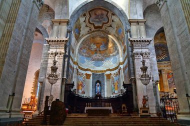 CATANIA, İTALYA - 6 AĞUSTOS 2024: İtalya 'nın Sicilya adasındaki Catania şehrindeki Katedralin İçi.