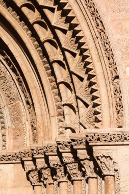 Valencia, İspanya. Katedral 'in mimari ayrıntıları. Taş işçiliği süslemeleri.