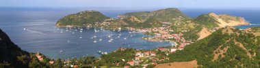 Guadeloupe Panorama manzarası - Les Saintes adaları. Terre de Haut Körfezi. Karayipler 'in en iyi yerleri.