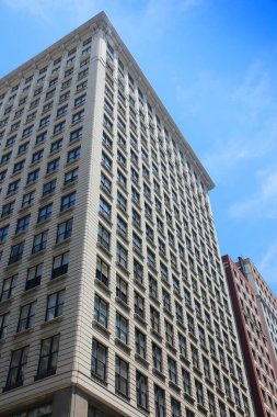 Chicago, Amerika Birleşik Devletleri - 27 Haziran 2013: Richard M. ve Maggie C. Daley bina Şikago'daki Depaul Üniversitesi. Bina Koleji iletişim ve okul için yeni öğrenme uyum sağlar.