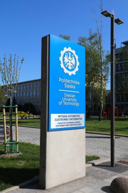 GLIWICE, POLAND - 11 Mayıs 2021: Gliwice 'deki Silezya Teknoloji Üniversitesi (Politechnika Slaska). Elektronik ve Bilgisayar Bilimleri Fakültesi.