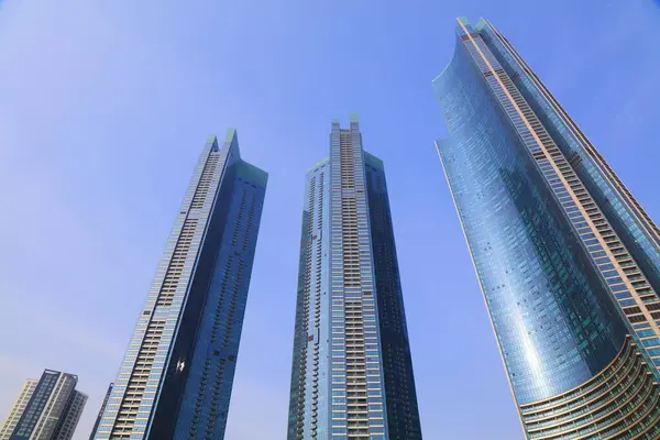 BUSAN, Güney Kore - 29 Mart 2023: Haeundae LCT Busan, Güney Kore 'nin Haeundae ilçesinde modern şehir gelişimi.