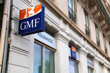 SETE, FRANCE - 2 Ekim 2021 Sete, Fransa 'daki GMF sigorta şirketi ofisi. GMF (Garantie Mutuelle des Fonctionnaires) Covea grubunun bir parçasıdır..