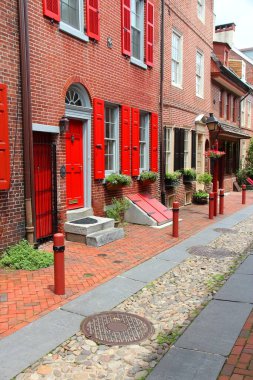 Eski Philadelphia şehri. Elfreth's Alley tarihi bölge, tarihi konut mimarisi.