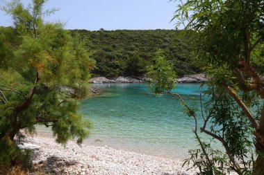 Hırvatistan 'daki Korcula adası manzarası. Cennet Koyu - Korcula Adası Rasohatica Körfezi.