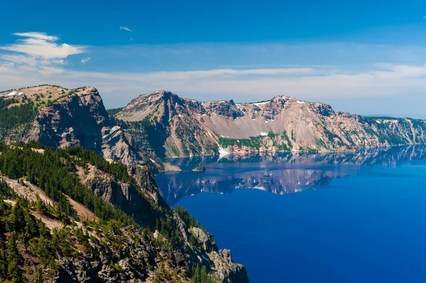 Navio Fantasma Reflexões Das Montanhas Crater Lake Oregon Eua — Fotografia de Stock
