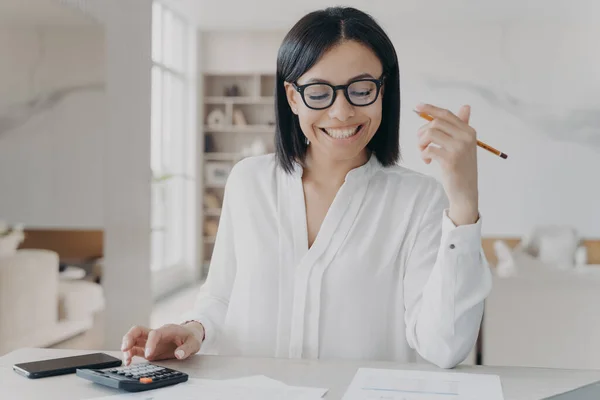 Happy Businesswoman Glasses Counting Profit Calculator Analyzing Benefits Enjoying Financial — ストック写真