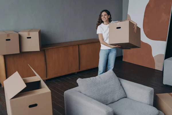 Happy Young Woman Relocates Alone Carrying Box Single Spanish Lady — Foto de Stock