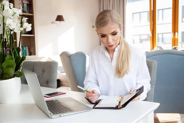 Portrait Young Adult Attractive Blonde Businesswoman White Shirt Working Home — Fotografia de Stock