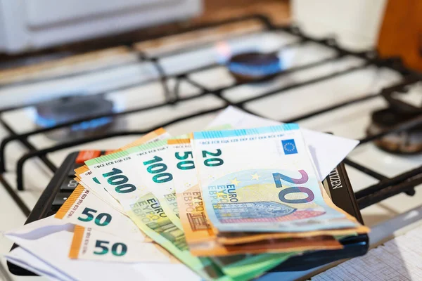 Payment Utility Bills Calculations Calculator Euro Dollar Bills Lie Burning — Stock Photo, Image