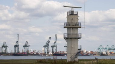 Antwerp Liman Kapısı Büyük Avrupa limanı Ticaret ve Lojistik Desteği.