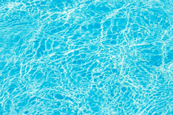 Blauw Zwembadwater Met Zonreflecties Zwembad Water Achtergrond — Stockfoto