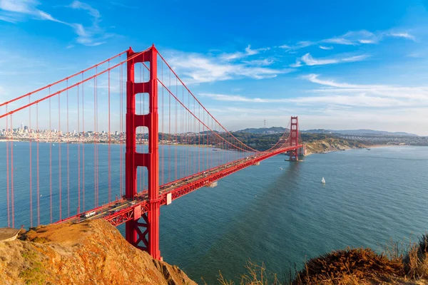加州的旧金山金门大桥 — 图库照片