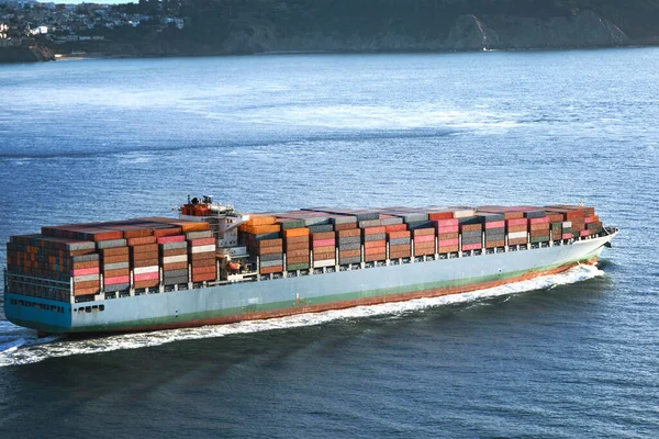 Navio Carga Contentores Sair Porto Logística Internacional Transporte Importação Exportação — Fotografia de Stock