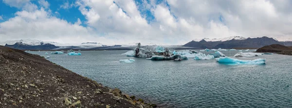 Jezioro Lodowcowe Jokulsarlon Laguna Blokami Lodu Islandia Położony Skraju Oceanu — Zdjęcie stockowe