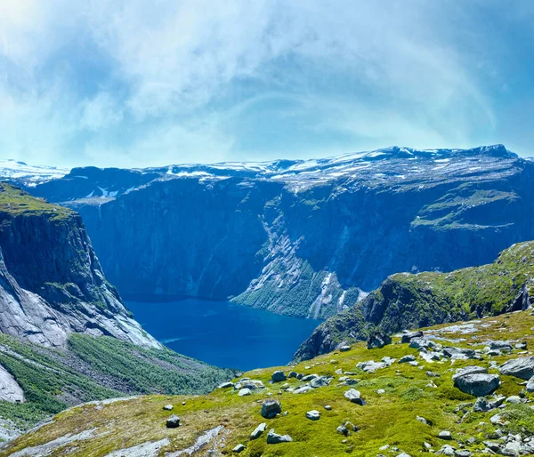 Ringedalsvatnet Lago Verão Paisagem Nebulosa Noruega Vista Cima — Fotografia de Stock