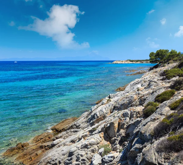 Aegean Sea Coast Landscape View Karidi Beach Chalkidiki Greece Peoples — Stock Photo, Image