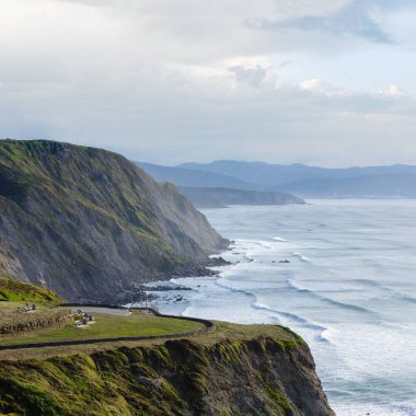 Summer beach Barrika Town, Biskay, Bask Ülkesi (İspanya yakınındaki kıyı şeridi Oda akşam).