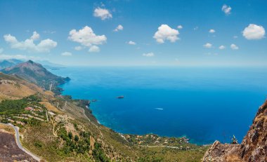 San Biagio dağ Maratea, Basilicata, İtalya Tiren Denizi kıyısında üzerinden görüntülemek