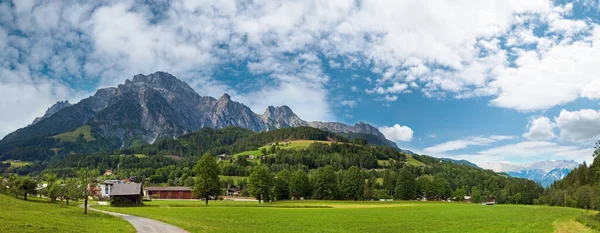 Alp Dağ Ülke Huzurlu Yaz Görünümü Avusturya — Stok fotoğraf