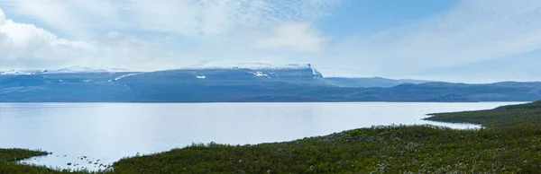 Tornetrask Lato Pochmurny Widok Jezioro Laponii Jokkmokk Szwecji — Zdjęcie stockowe