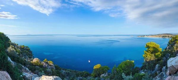 早晨爱琴海海岸线和卡斯特里海滩 夏季最高景观 Nikiti Sithonia Halkidiki — 图库照片