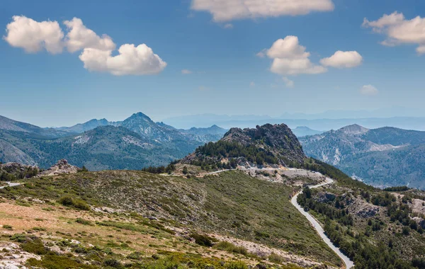 Paisagem Montanha Verão Com Estrada Alpina Sierra Nevada National Park — Fotografia de Stock