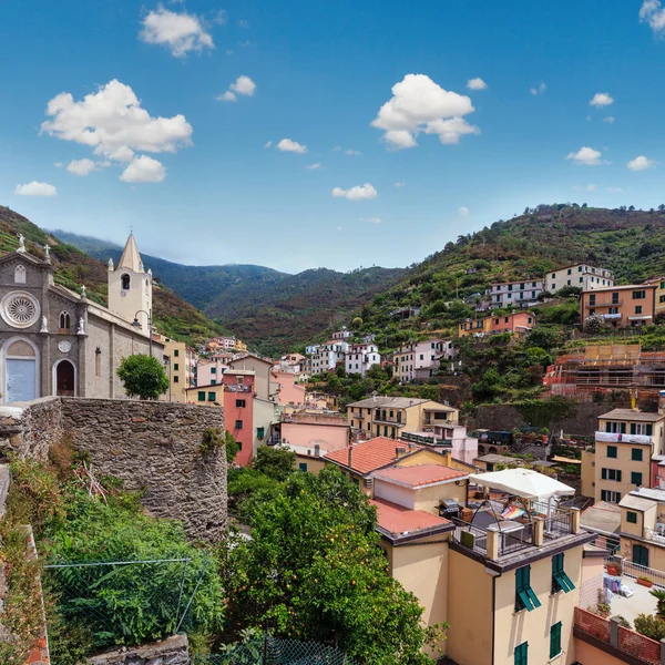 Wunderschöne Sommerliche Riomaggiore Eines Von Fünf Berühmten Dörfern Des Cinque — Stockfoto