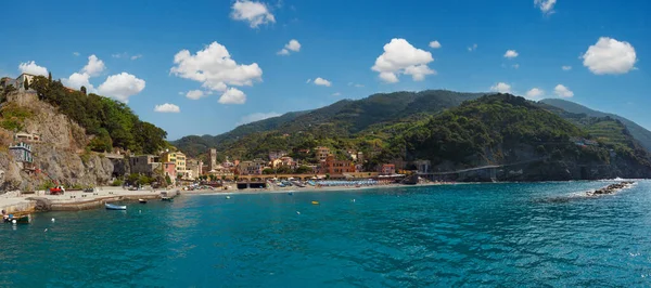 Schöne Sommer Monterosso Aussicht Vom Ausflugsschiff Eines Von Fünf Berühmten — Stockfoto