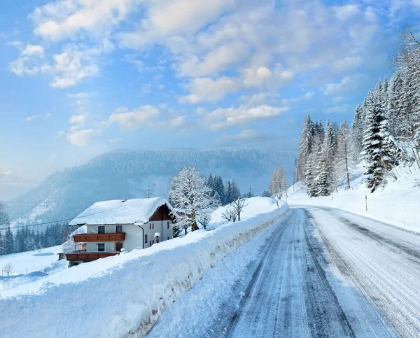Ranní Zimní Mlžné Venkovských Pohled Vysokohorská Silnice Silnicích — Stock fotografie
