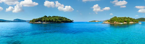 Wunderschönes Ionisches Meer Mit Klarem Türkisfarbenem Wasser Und Morgendlicher Sommerküste — Stockfoto