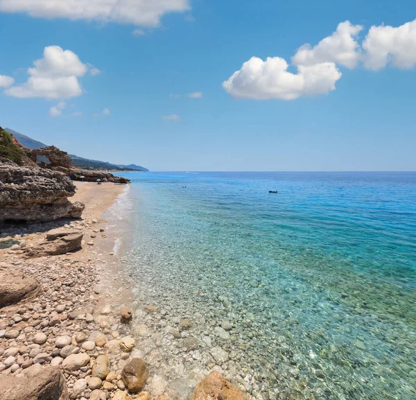 Drymades Пляж Албанія Літні Узбережжя Видом Іонічне Море Люди Піддаються — стокове фото