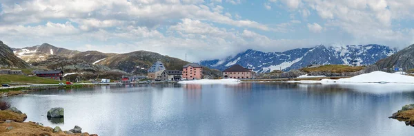 Primavera Alpi Lago Montagna Lago Della Piazza Svizzera Passo Del — Foto Stock