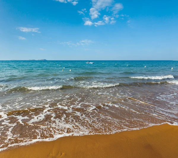 Strand Met Rode Zand Ochtend Weergave Griekenland Kefalonia Ionische Zee — Stockfoto