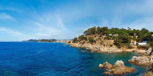Zomer Uitzicht Rotsachtige Kust Buurt Van Lloret Mar Catalonië Spanje — Stockfoto