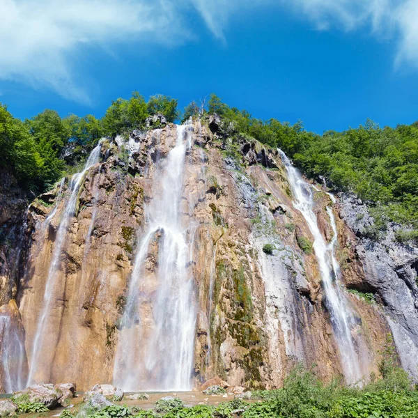 Vista Verão Grande Cachoeira Parque Nacional Dos Lagos Plitvice Croácia — Fotografia de Stock