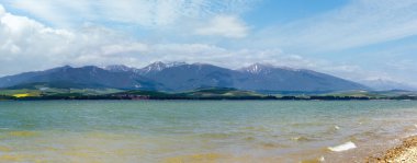 Liptovska Mara rezervuar bahar panorama (Slovakya)