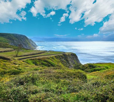 Summer beach Barrika Town, Biskay, Bask Ülkesi (İspanya yakınındaki kıyı şeridi Oda akşam).