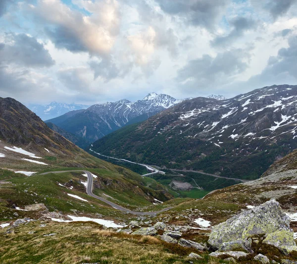 Gran Paisaje Verano Bernard Pass Encuentra Suiza Cantón Del Valais —  Fotos de Stock