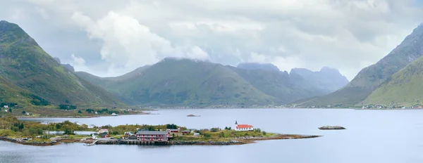 Lofoten Zomer Bewolkt Kustzicht Noorwegen Panorama — Stockfoto