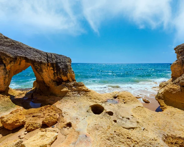 Vista Litoral Rochosa Atlântico Verão Arredores Albufeira Algarve Portugal — Fotografia de Stock