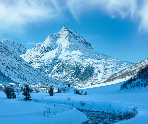 Winter Mountain Stream Weergave Dorp Vallei Oostenrijk — Stockfoto