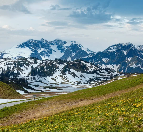 Summer Mountain View Small Kalbelesee Lake Snow Thawing Meadow Warth — Stock Photo, Image